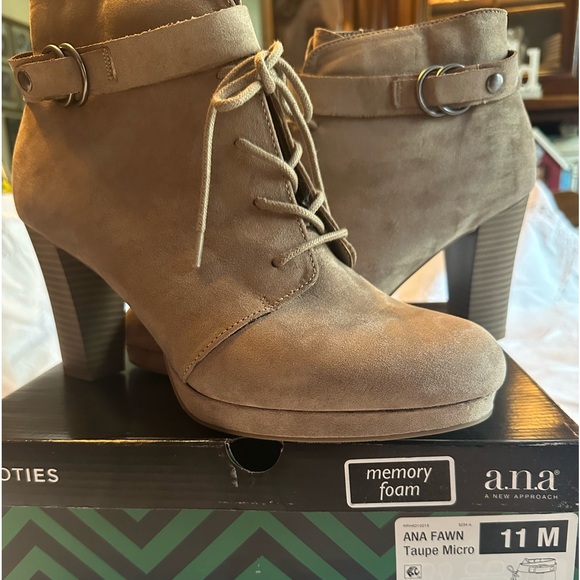 A.N.A. Taupe Lace Up Ankle Boot 4” heel, memory foam, brand new, cute & comfy! - Picture 10 of 10